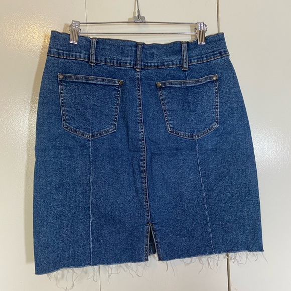 Denim Skirt - high-waist - Picture 4 of 4